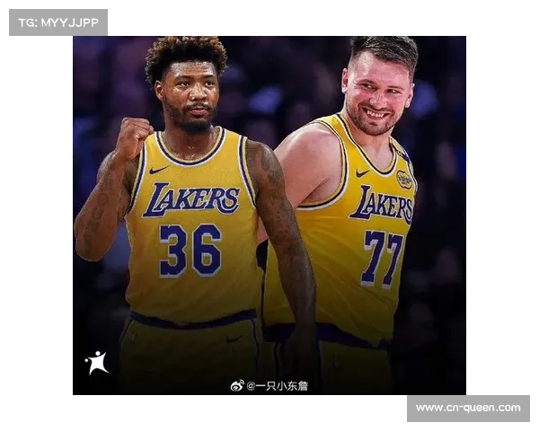 斯玛特末节连得9分，湖人防守升级锁定胜局